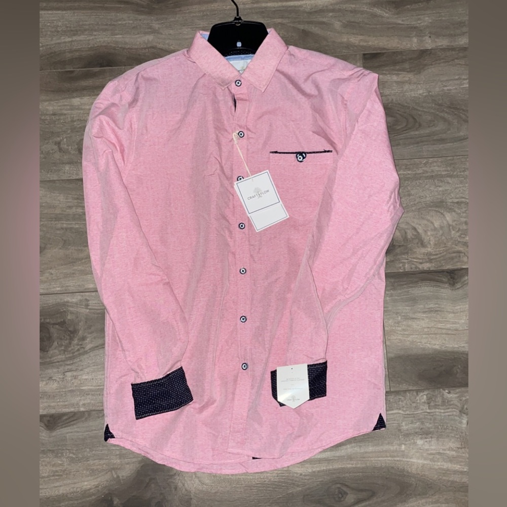Collard button up